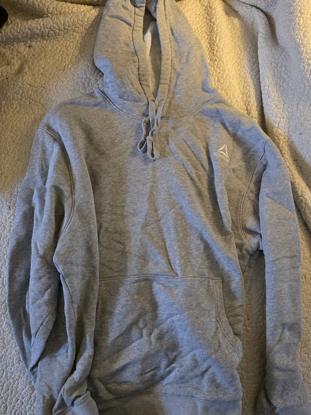 Reebok Men’s Light Gray Pullover Hoodie with Logo